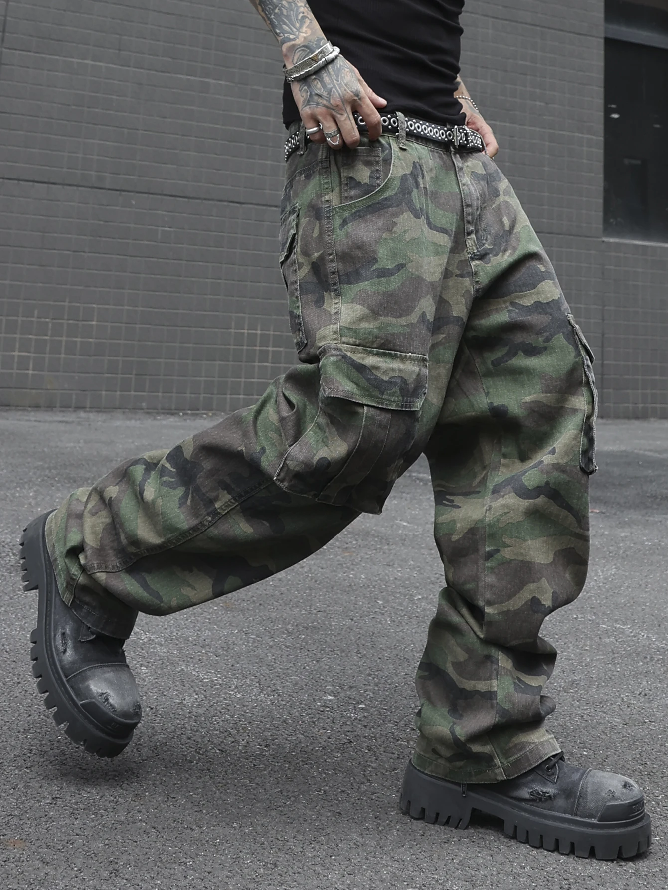 Thumbnail 3 - #13 Trending Workwear Utility Jumpsuit Costumes Right Now