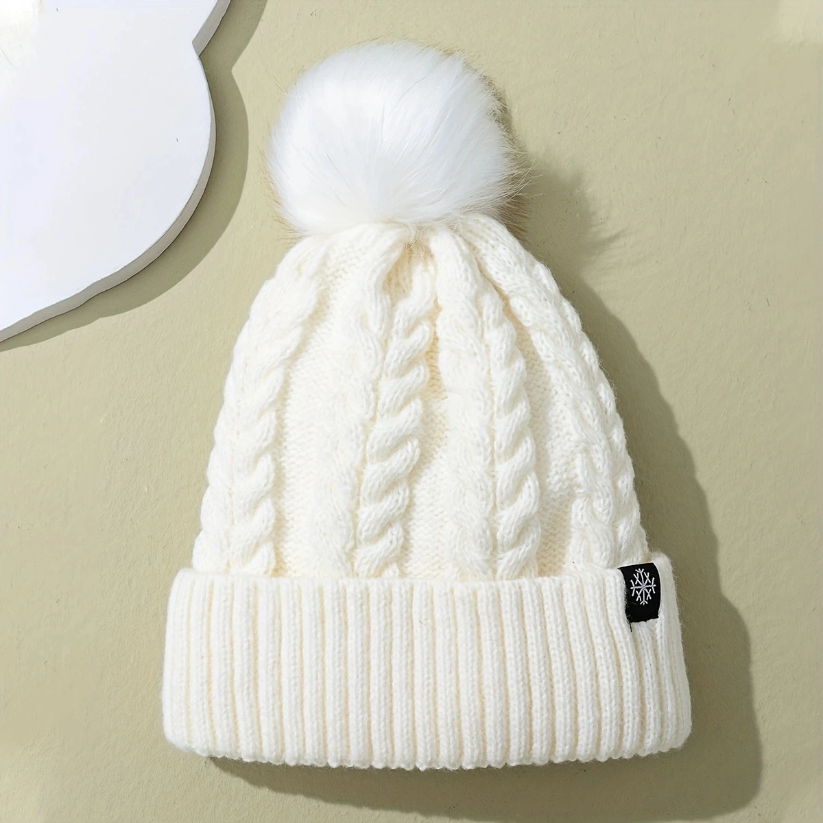 Autumn and winter new style personality warm ball snowflake small standard twist wool cap Y2K