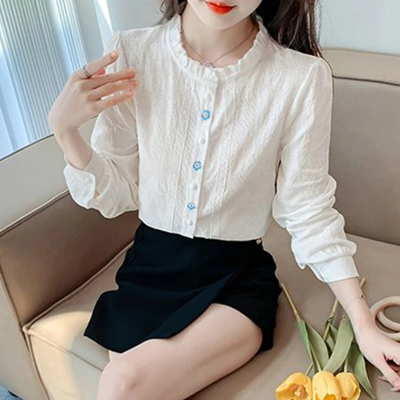 

Woman's Embroidery Cotton Long-sleeved Shirt New Stand Collar Stitching Ruffled Shirts Female Temperament Age-reducing Thin Top