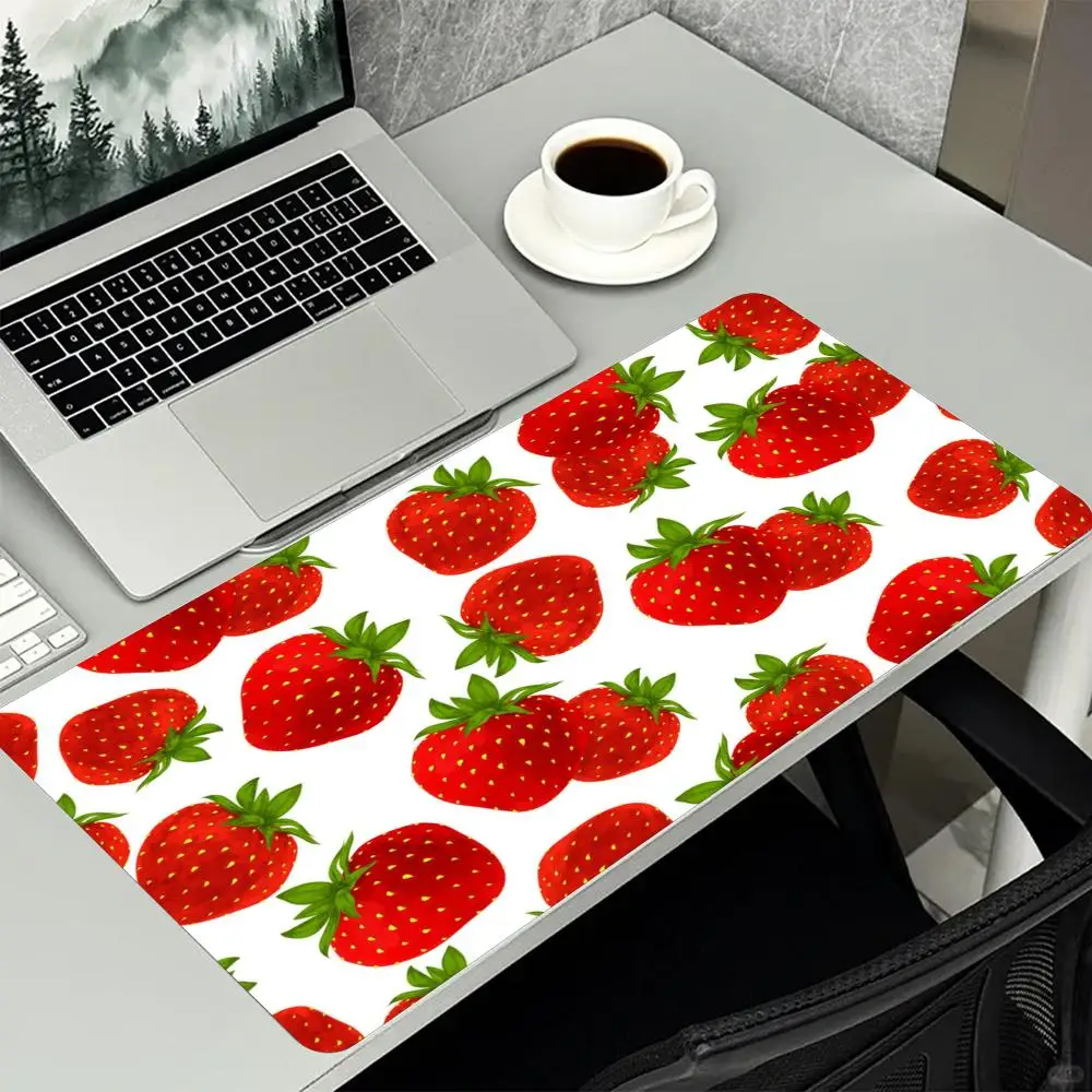 Cute Strawberry Fruit Floral Botanical Art Non‑Slip Rubber Mouse Pad For Accurate Mouse Control Gaming Laptop Desktop Work