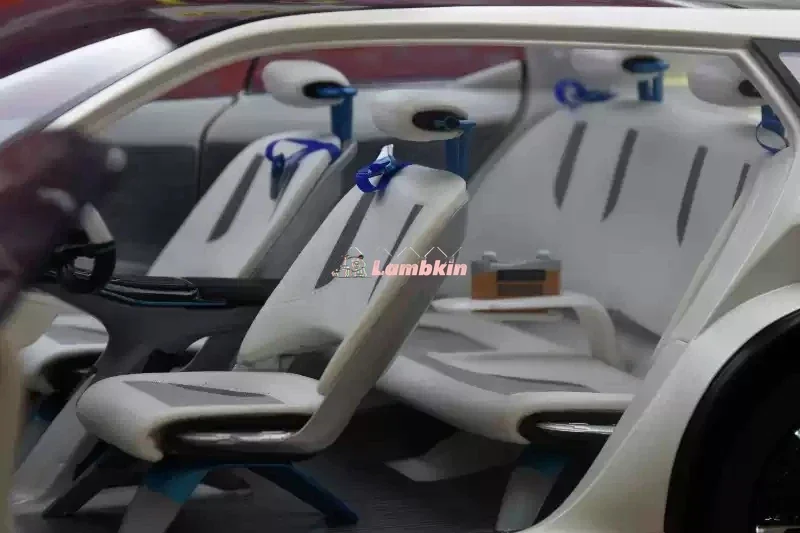 Modello di decorazione 1:18 modello di Auto per Changan UNI-K Concept Car Vison-V simulazione in lega White Auto Show Gift