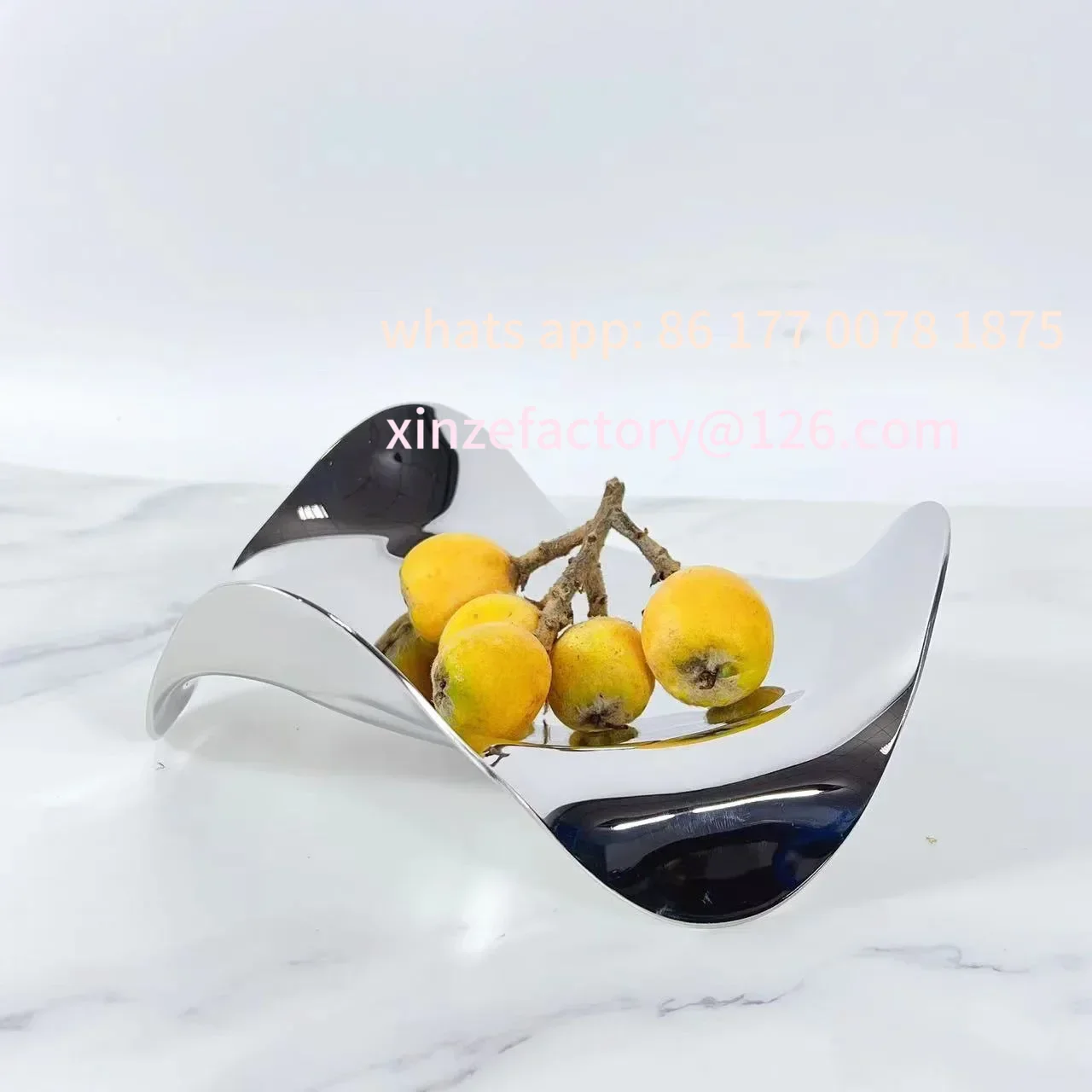 Customizable Simple European Silver Metal Irregular Streamline Fruit Tray Ornaments Kitchen Restaurant Model Room Storage Tray