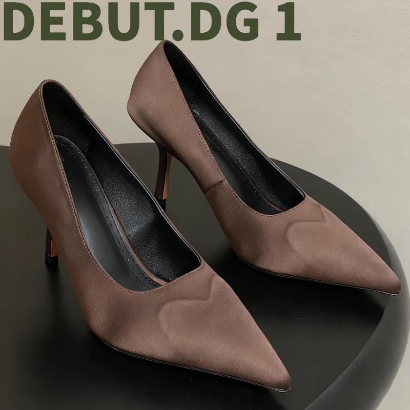 Early Fall Pointed Toe Stiletto Pumps Heart Detail Silk & Patent Leather Sheepskin Lining Elegant Women's Dress Shoes
