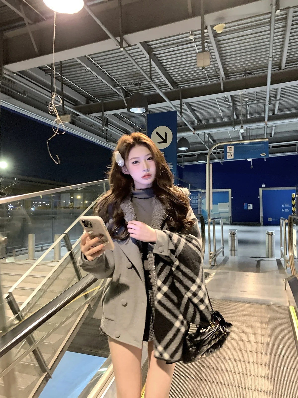 

Detachable Fluffy Warm Outerwear Lazy Sle Versatile New Winter Coat for Women Sweet Sle Chinese Production Ladies Jaet