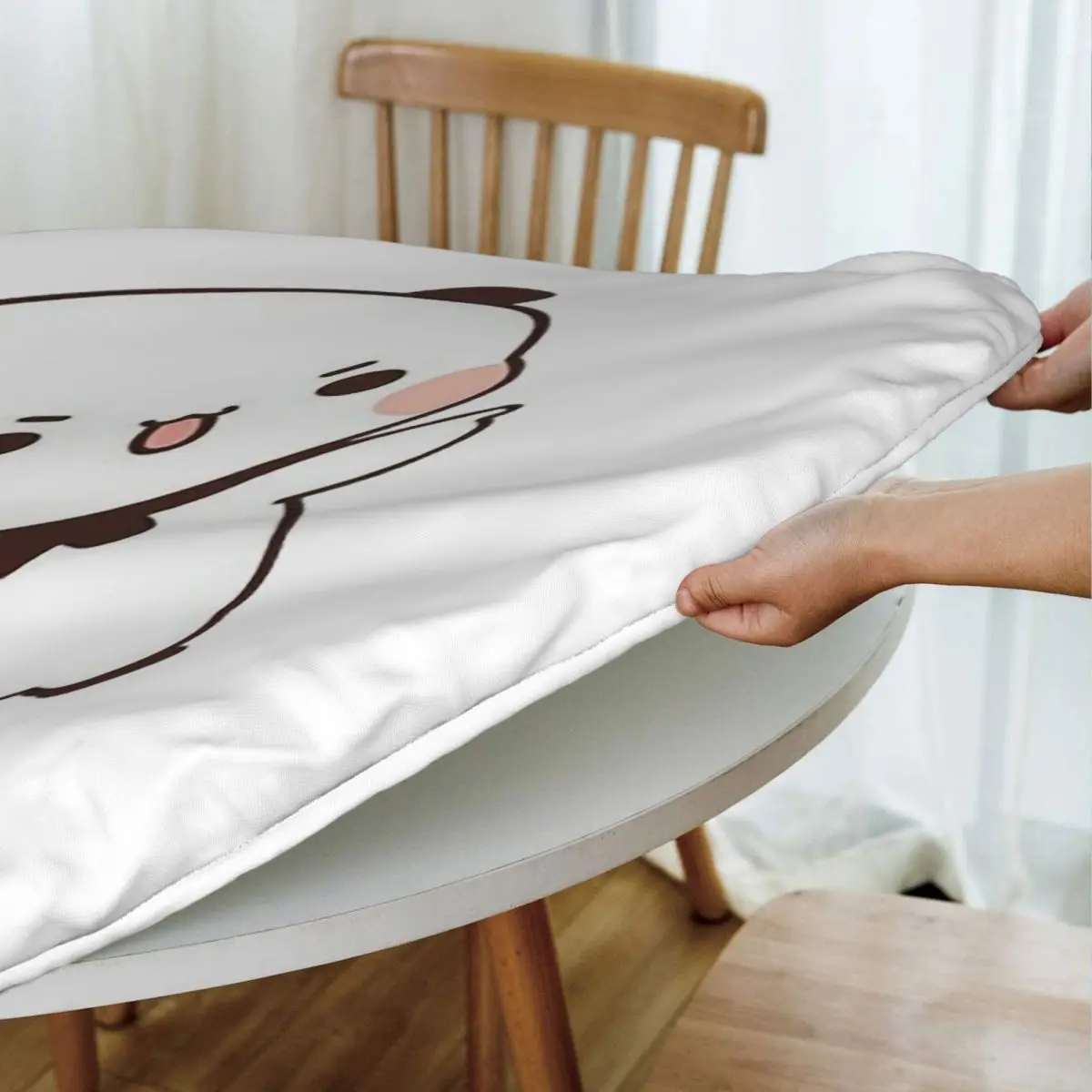 Cute Bubu Is Throwing Flip-flops At Dudu Waterproof Round Tablecloth Oilproof Table Cloth for Kitchen Events Dining Table Cover