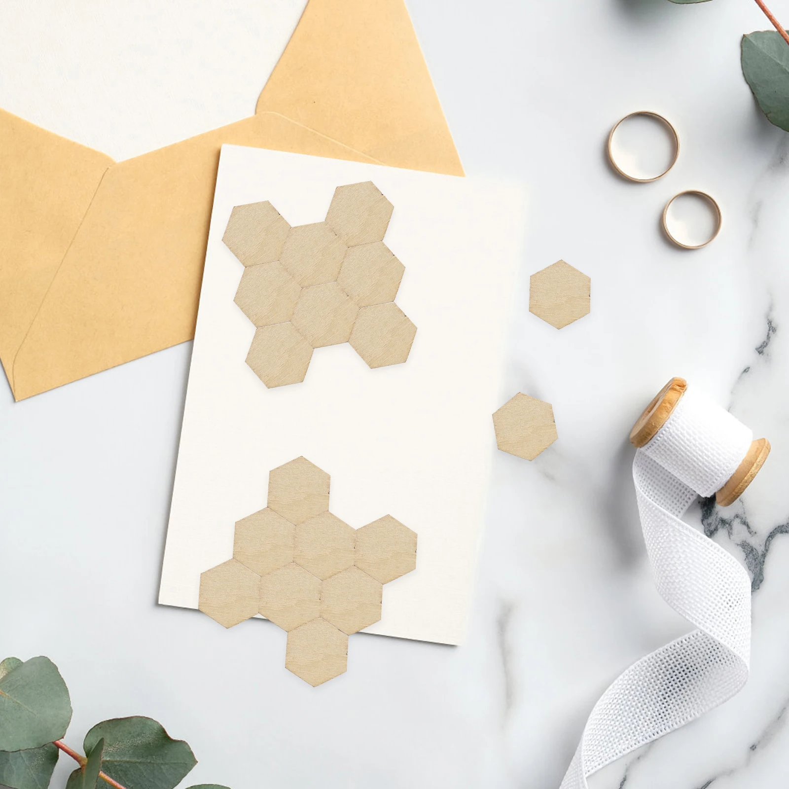 

200pc 10Mm Premium Wood Decorative Pieces Natural Wooden Ornaments Smooth Craft Shapes Diy Hanging Embellishments Party Wedding