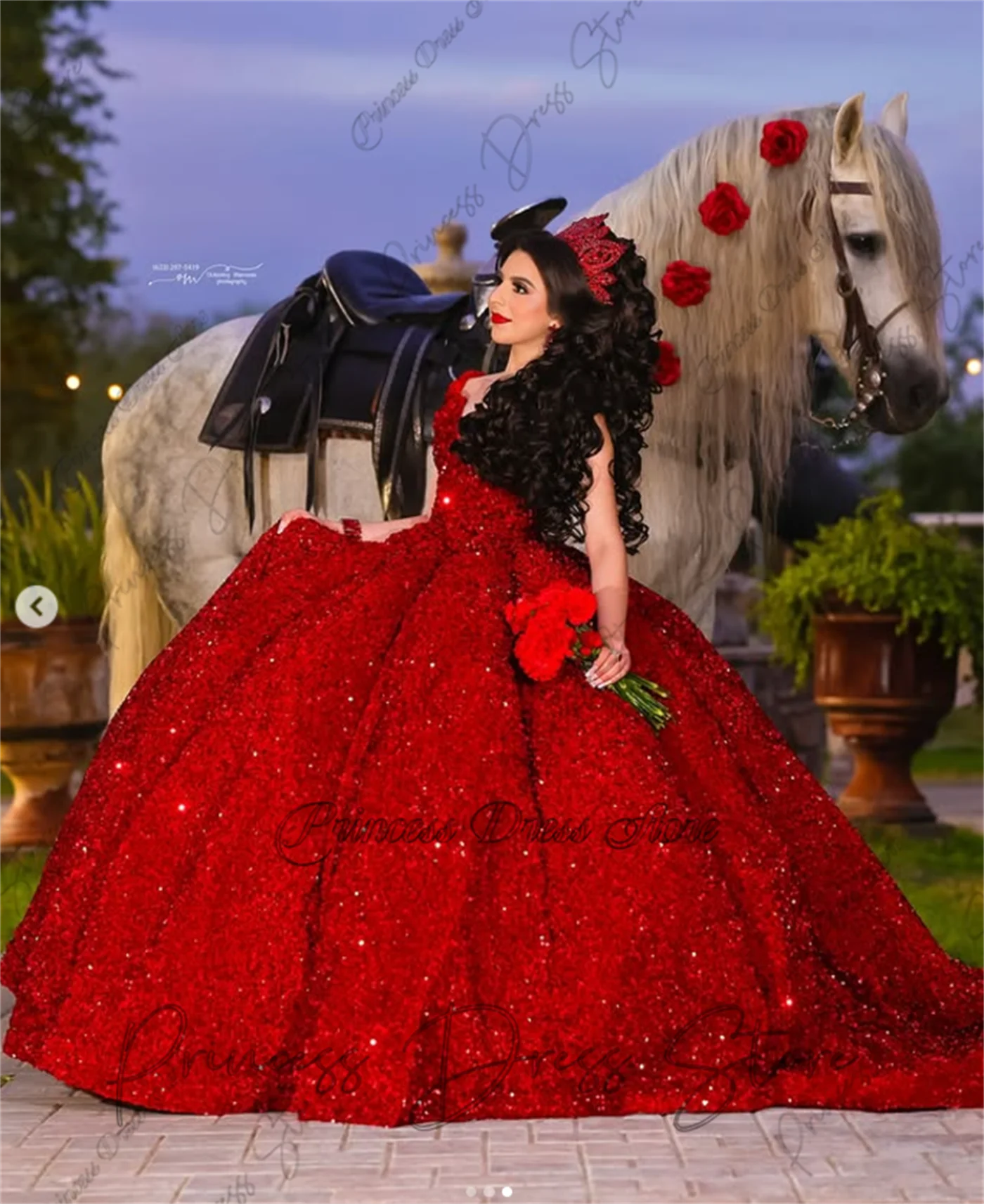 

Shiny Ball Gown Quinceanera Dress Sweetheart Sweet 16 Dress Crystals Sequins Rhinestones Vestidos Party Gown Corset Customized