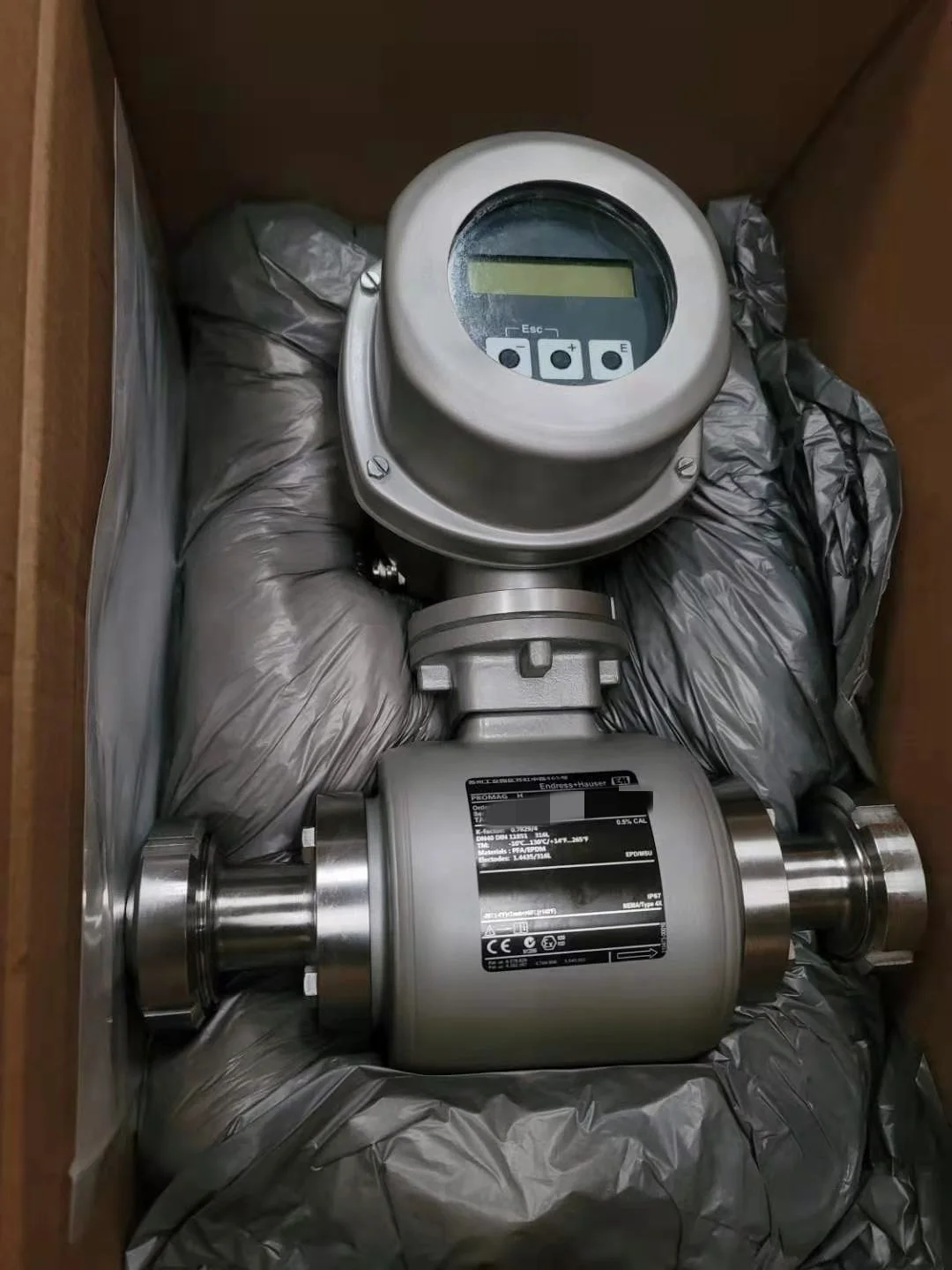 Оригинальный расходомер E+H Endress Hauser Proline Promass 8F3B/83F Расходомер Королиса