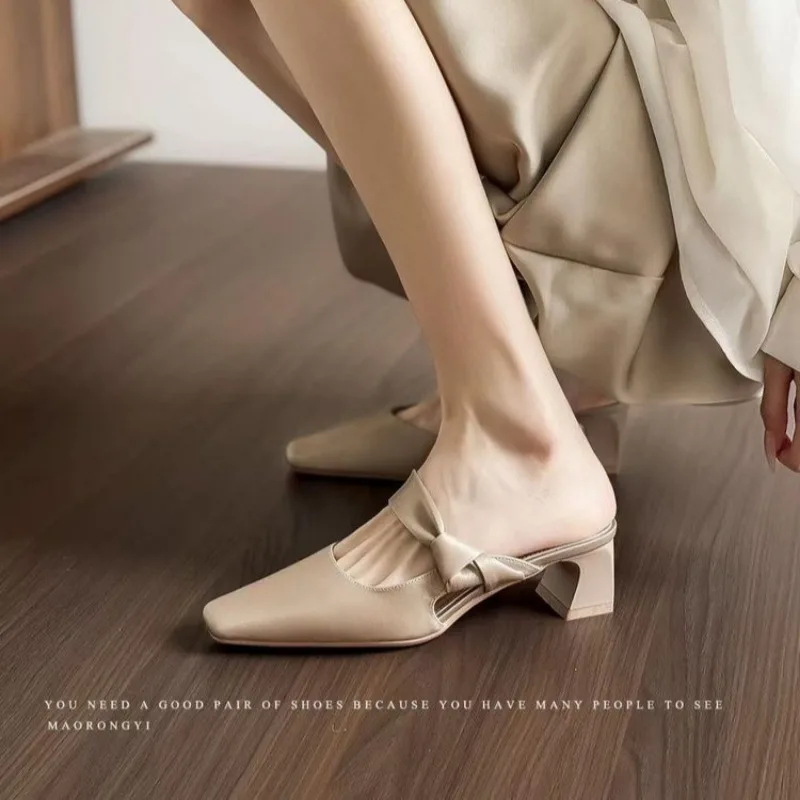 

Shoes for Women 2025 Fashion Summer New Outdoor Modern Slippers 2025 Hot Sale Baotou Square Heel Solid Sexy Women's Slippers