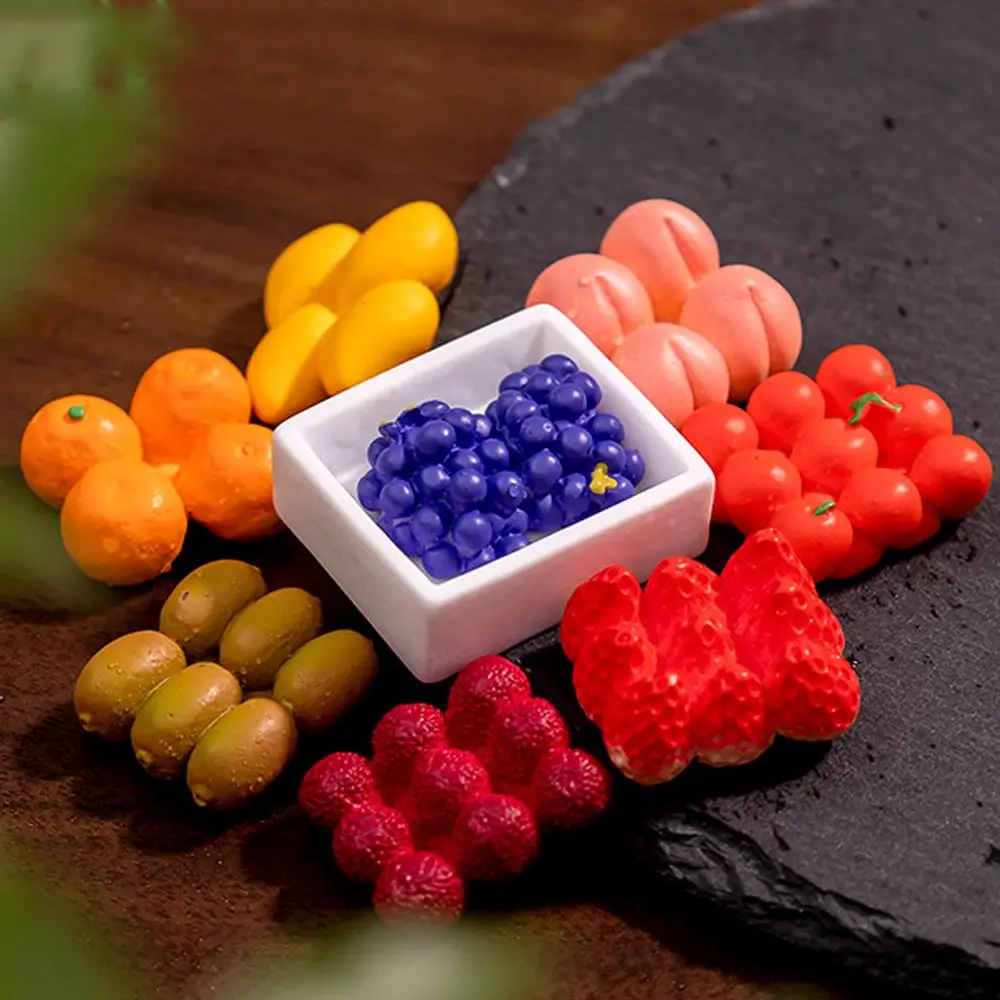 3D Simulation Fruit Cute Mini Artificial Fruits Resin Mango Strawberry Fruit Figurines Miniatures Home Kitchen Decorations