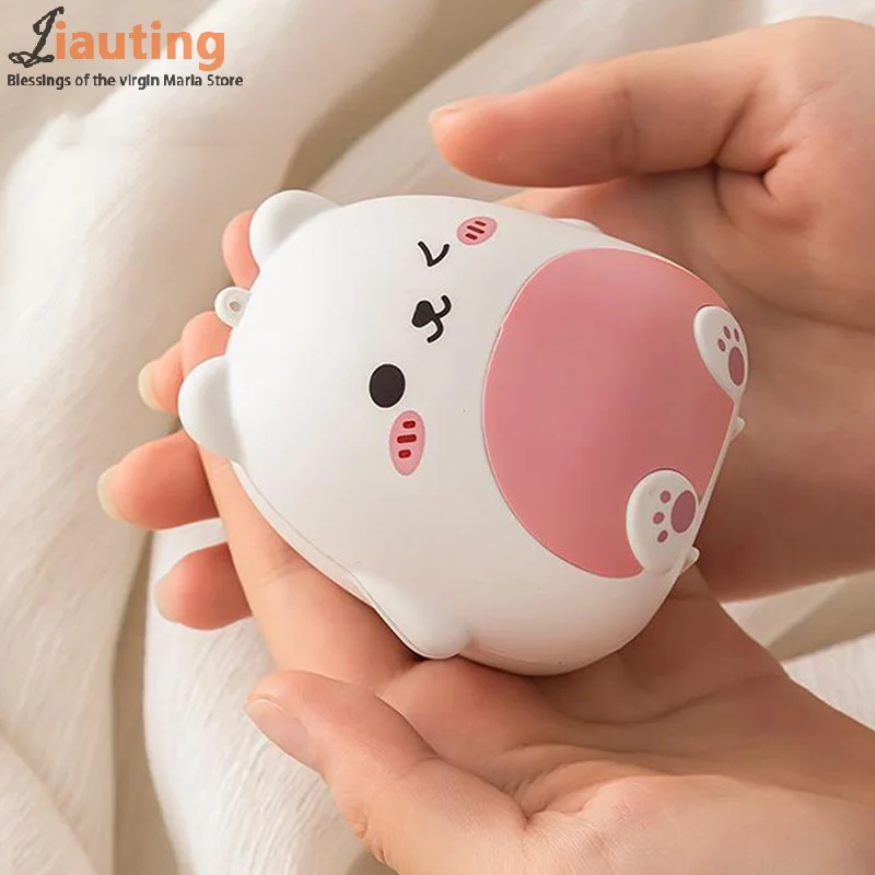 Bonito oso pequeño de dibujos animados, compartimento portátil de doble capa para salir, empaquetado por separado, almacenamiento de medicina, pastillero de plástico, moda