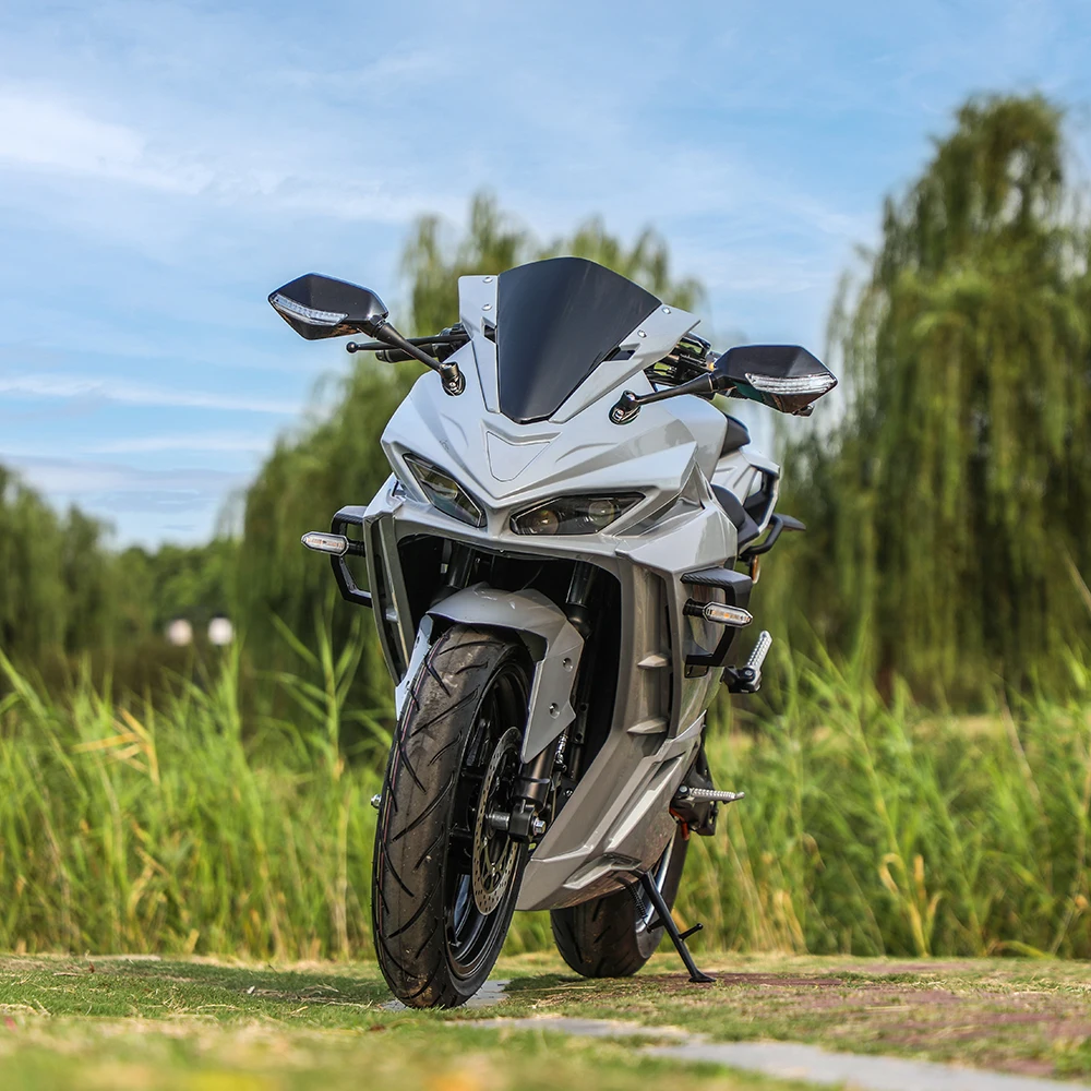 Rs Road motorcycle, 80-150 kilometers per hour, long range 17 inches tire 72V battery, durable and sturdy, providing excellent s