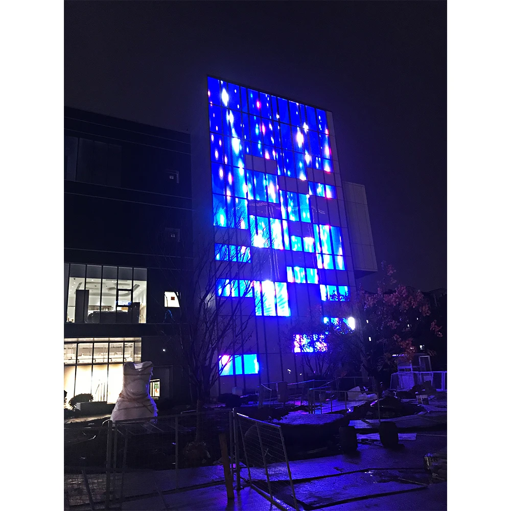 Outdoor Indoor Glass Transparent P3.9 P7.8 P10 P10.4 P15 P20 LED Film Display Transparent Panels Led Strip Display Screen