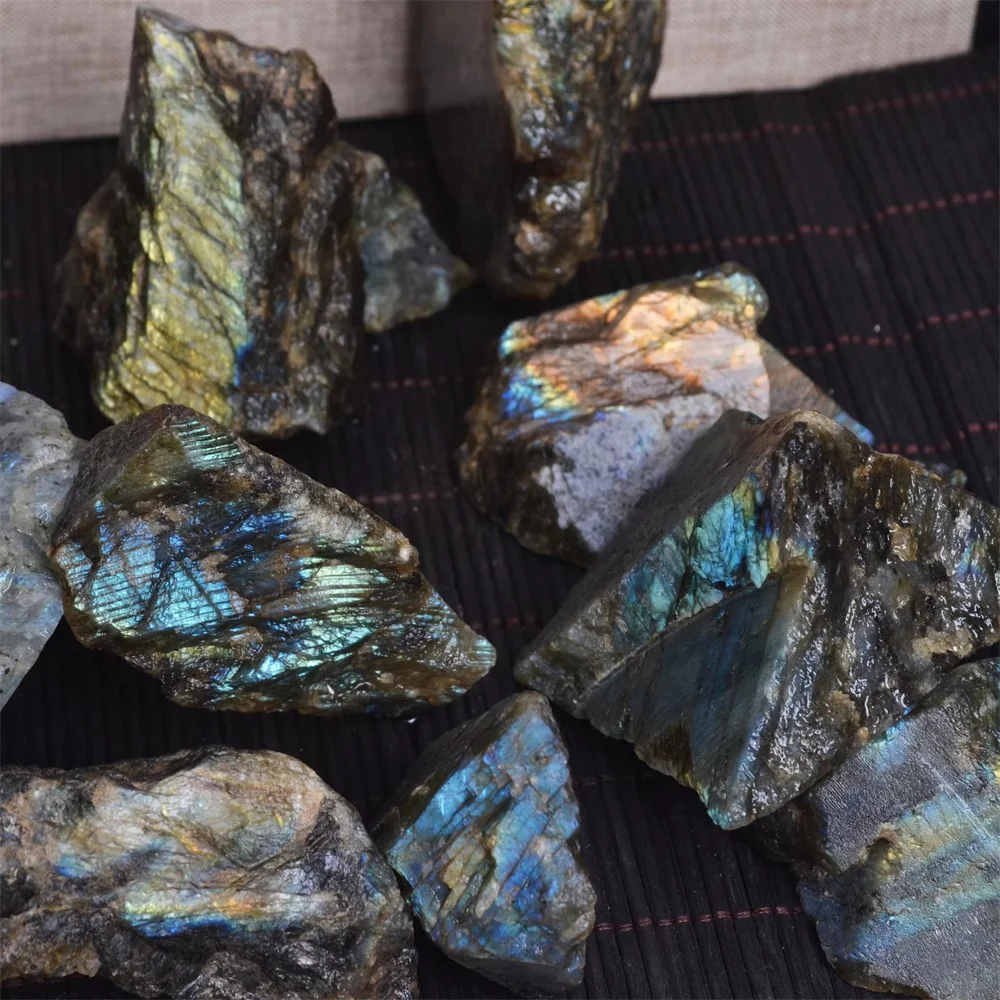 Natural Chakra Reiki Raw Gemstone Flashy Labradorite Rough Healing Stones For Decoration