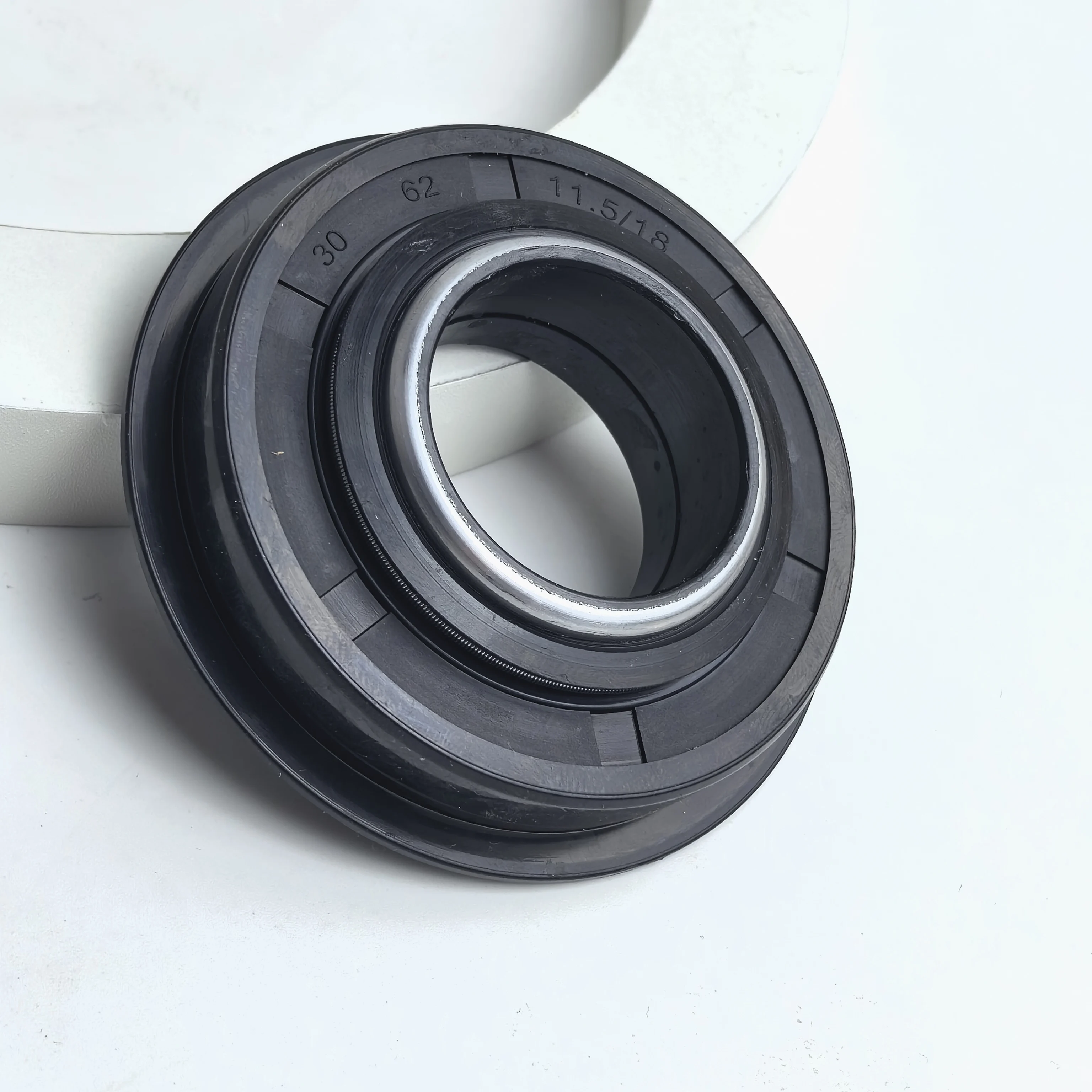 ID: 25-92mm Automotive Skeleton Shaft Oil Seal 30*52*12 NBR 30*62/70*19 Agricultural Machinery Seals Hydraulic Pump Acce