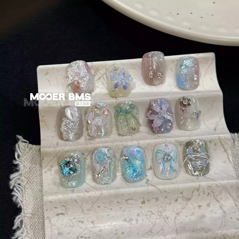 Modelli per nail art Stampo per unghie Fiore di cristallo di ghiaccio Tulipano Fiocco 3D Silicone Acrilico Rilievo Decorazioni per unghie fai da te Strumenti di progettazione per manicure