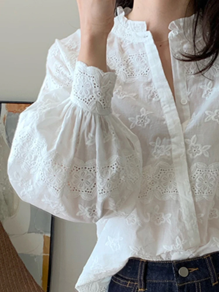 Temperament Embroidery Flower Tops Sweet Lantern Sleeve Chic Blouses Women Stand Neck Single Breasted Tops Vintage Korean Shirts