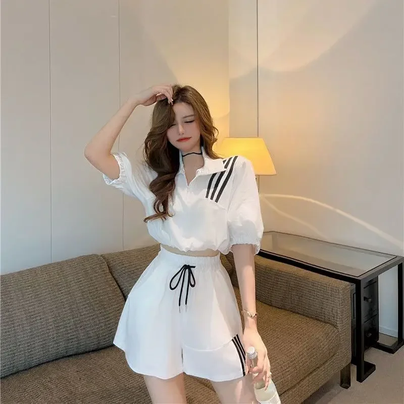 Sports Style Suits Women Summer Korean Short-sleeved Navel Tops and Fashion Wide-leg Shorts Two Piece Sets Casual Womens Clothes