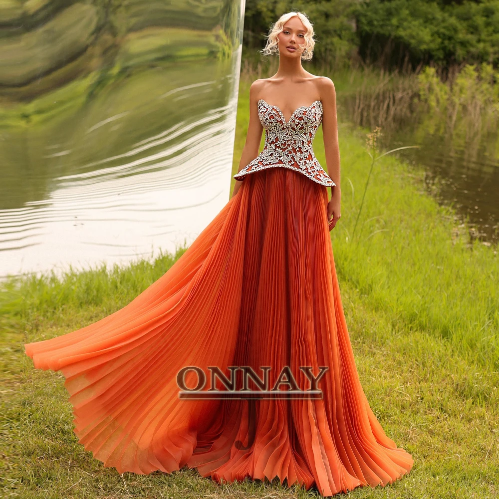 Customized Charm Aline Sweetheart Evening Dresses Maxi Gown for Women Crystals Dubai Saudi Robes De Soiree Bespoke Gown Plus