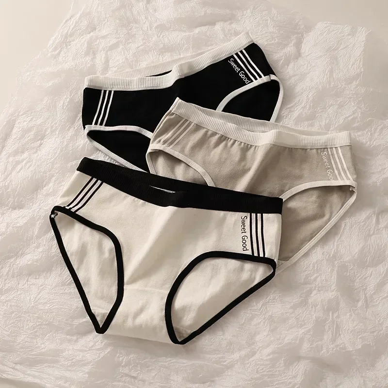Women Underwear Cotton Crotch Mid Waist Traceless Sexy Panties Japanese Sports Style Girls Breathable Underpants Simple Lingerie image 3