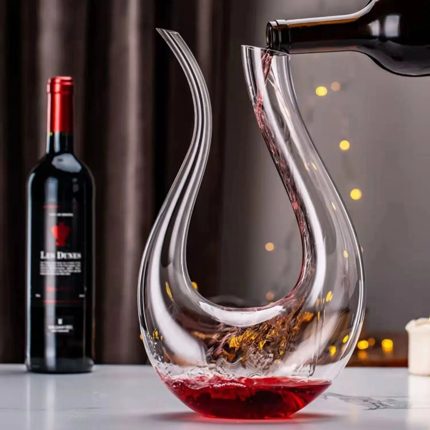 100%  Lead-free U Shape Design Wine Carafe Wine Aerator  Crystal Glass Wine Decanters and Carafes 1.5L Wine Accessories