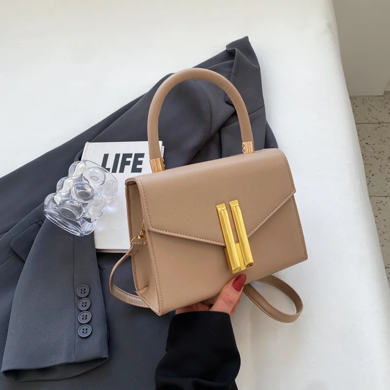 Minimalist Versatil…