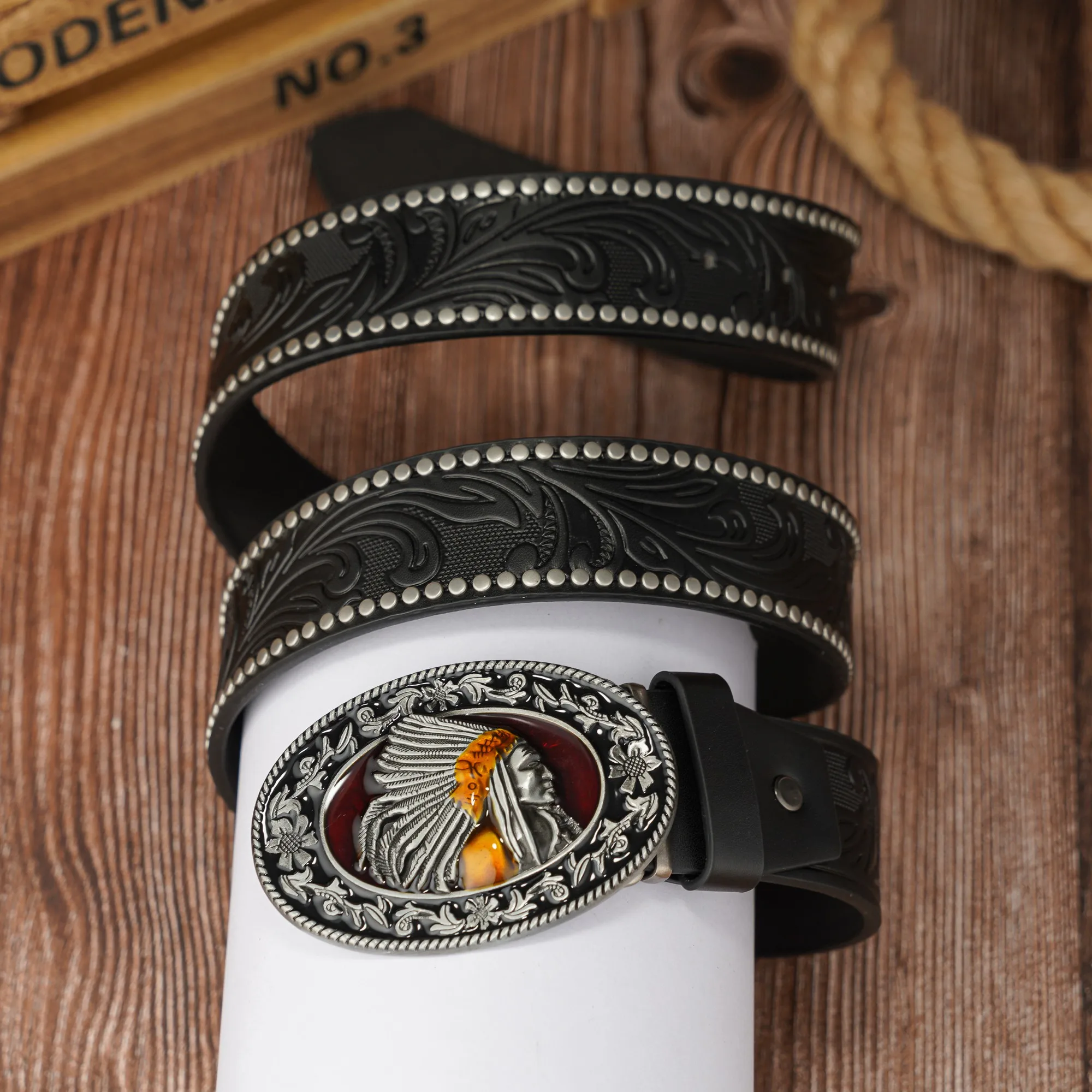 حزام برشام مزخرف من الدانتيل Ann Chieftain ذو إبزيم من البولي يوريثان #2