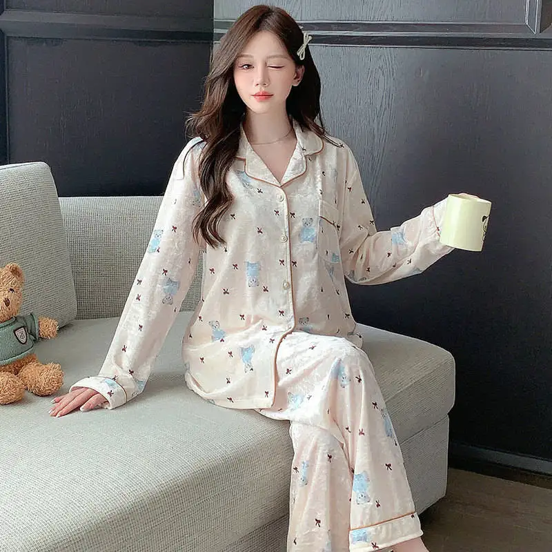 

Pajama Sets Embroidered Wedding Women Silk Pajamas Skin-Friendly Sleeveless Scoop Neck Shorts Summer Light Cool Thin Breathable