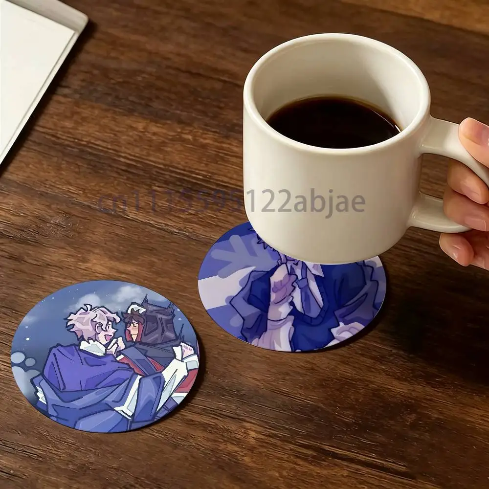 game C-Cold Front Augustine and Winnie Round Wooden Coaster Decorative Coffee Cup for Use in Coffee Shops Bars