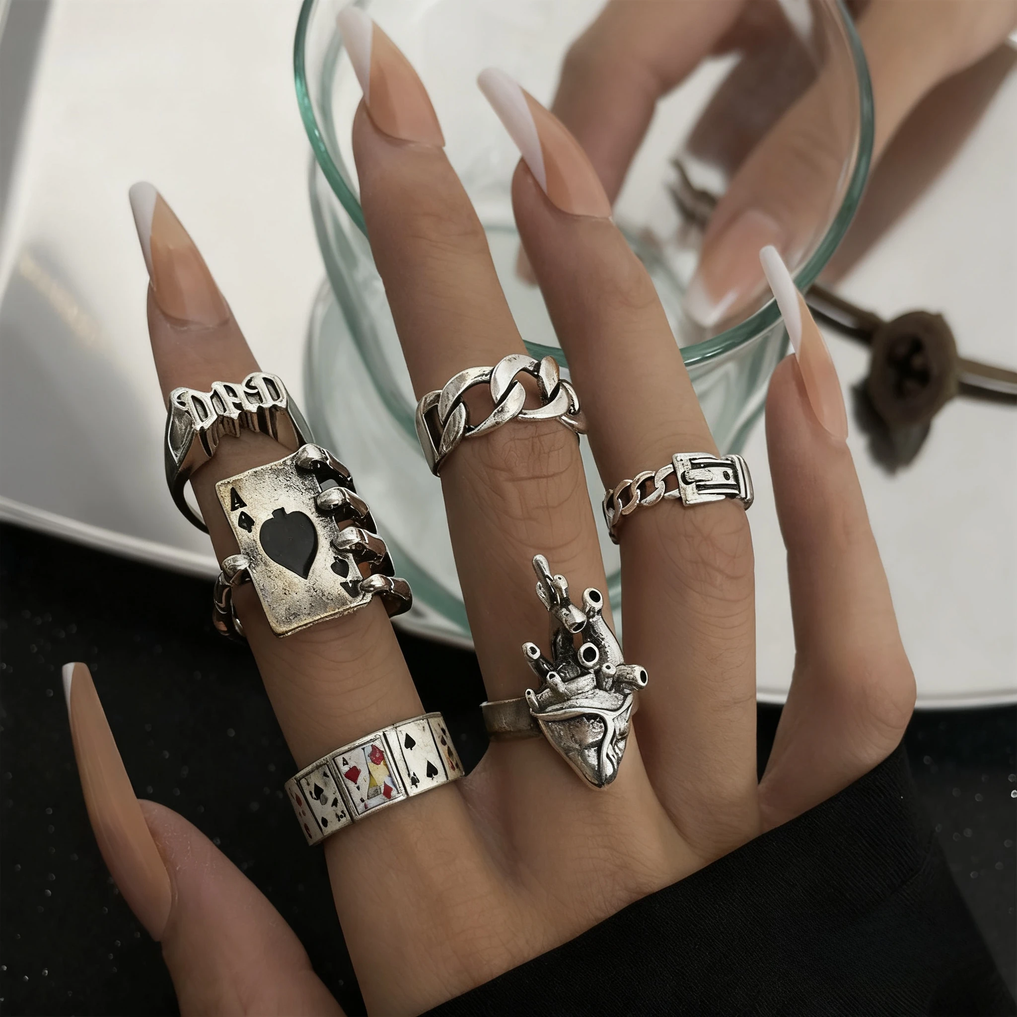 Retro Card Ring Creative Butterfly Heart Flame Snake Oil Drip Ring Multi-piece Set Animal Halloween Wedding Rings for Men 2026