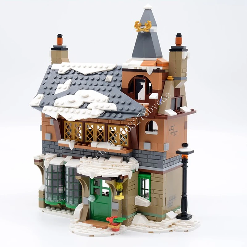 691pcs Winter dorf Old Inn Moc kreative Straßen ansicht Modell Bausteine Architektur DIY Bildung Montage Modell Spielzeug Gif