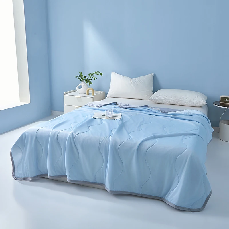 Cozy Cooling Comforter Cooling Blankets for Hot Sleepers and Night Sweats Blue Summer Comforter Breathable Soft Silk Smooth