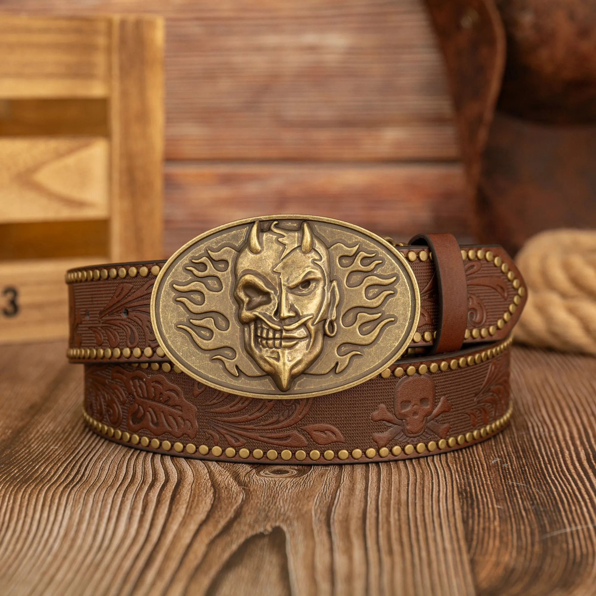 Elliptical Flame Skull Zinc Alloy Buckle PU Leather Embossed Rivet Belt for Halloween Easter Party Holiday Gifts
