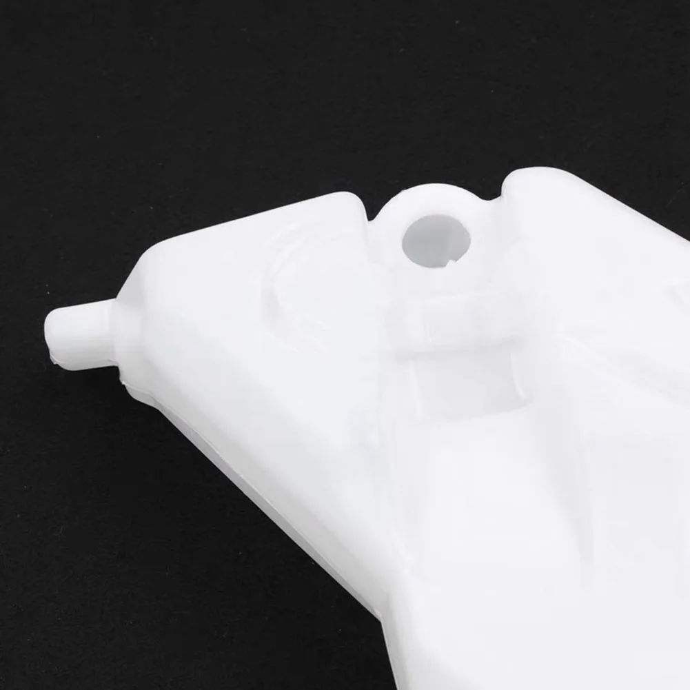 For 206 207 206CC Citroen C2 Wiper Tank Window Washer Reservoir Water Cleaning Kettle 643195