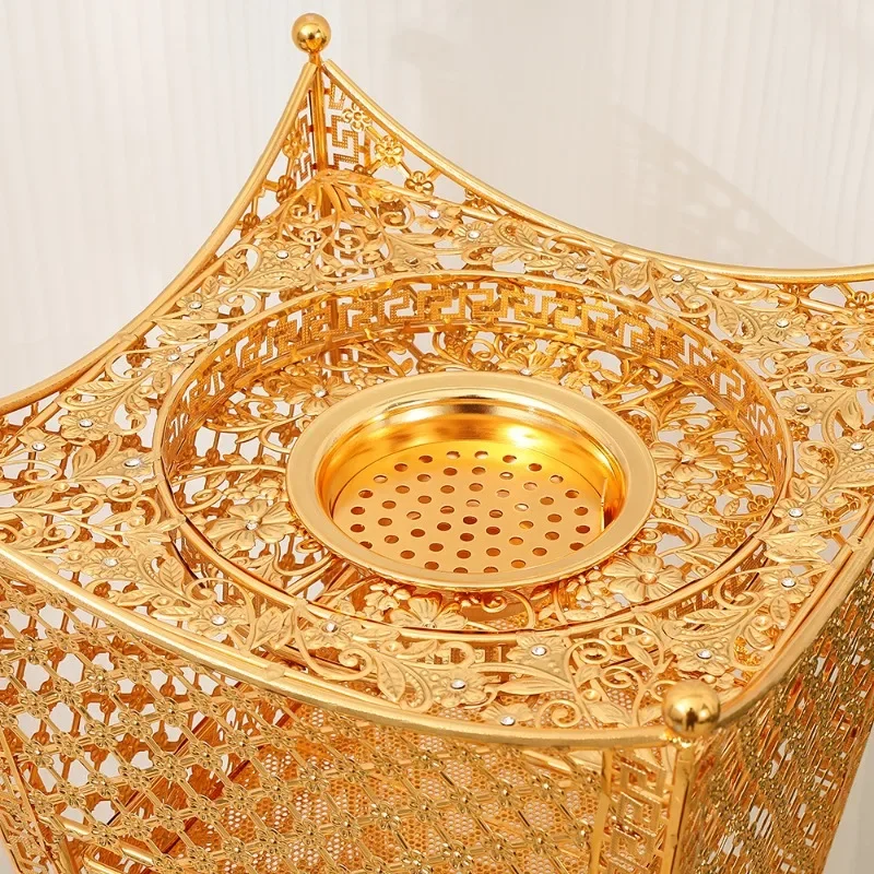 Metal Hollow-carved Design Incense Burners Creative Room Church Floor-standing Incense Burners Aesthetic Decorations JJ635