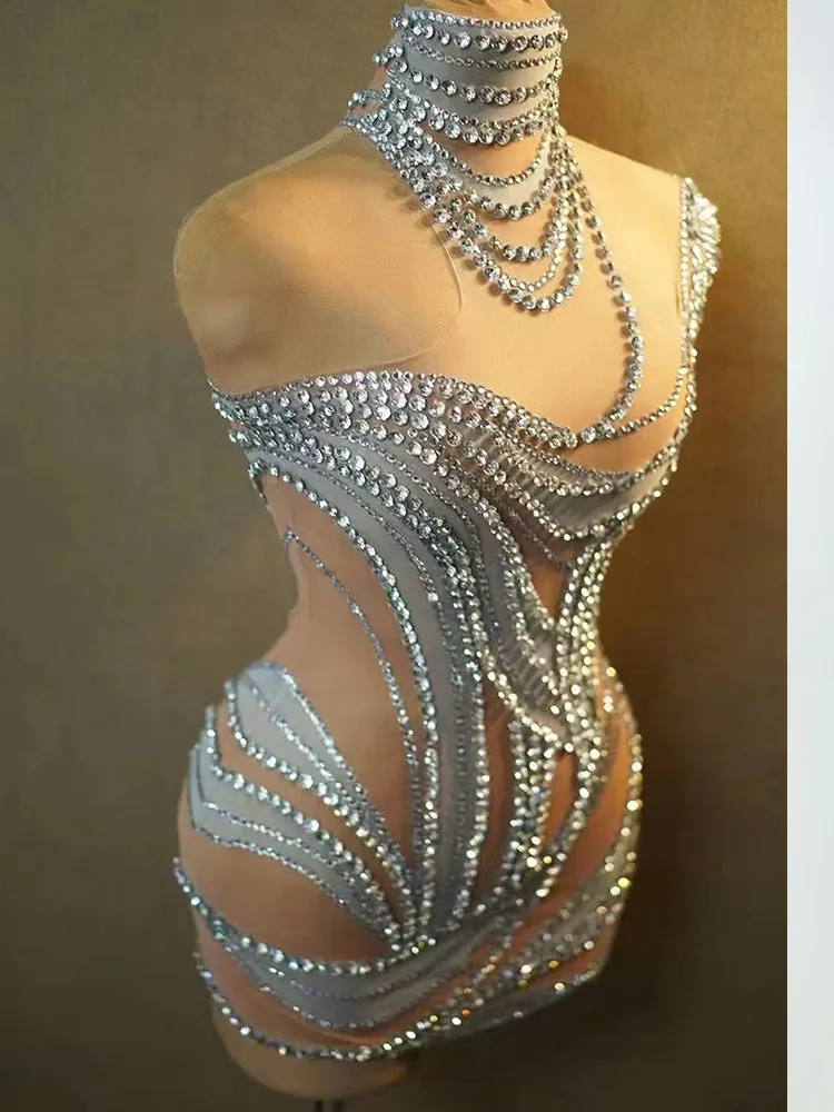 High Quality Hot Diamond Sexy Hanging Neck Elastic Wrap Buttocks Dress 2024 New Fashion Custom Women\'S Clothing