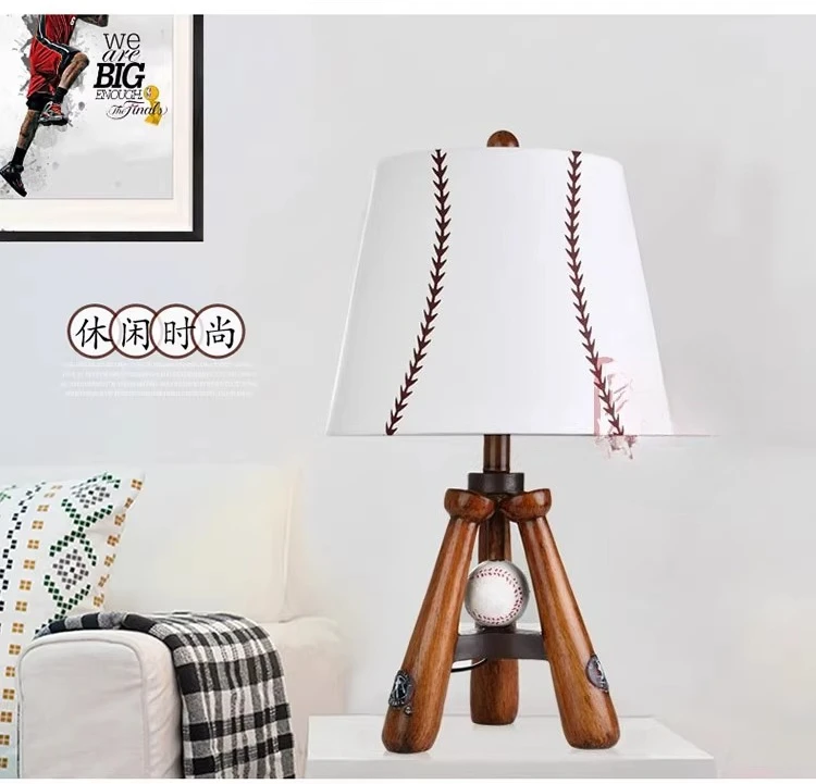 مصباح طاولة بجانب السرير لغرفة المعيشة الأمريكية الإبداعية والدافئة وغرفة الأطفال وغرفة النوم، مصباح طاولة مزخرف لطيف على شكل بيسبول قديم #3