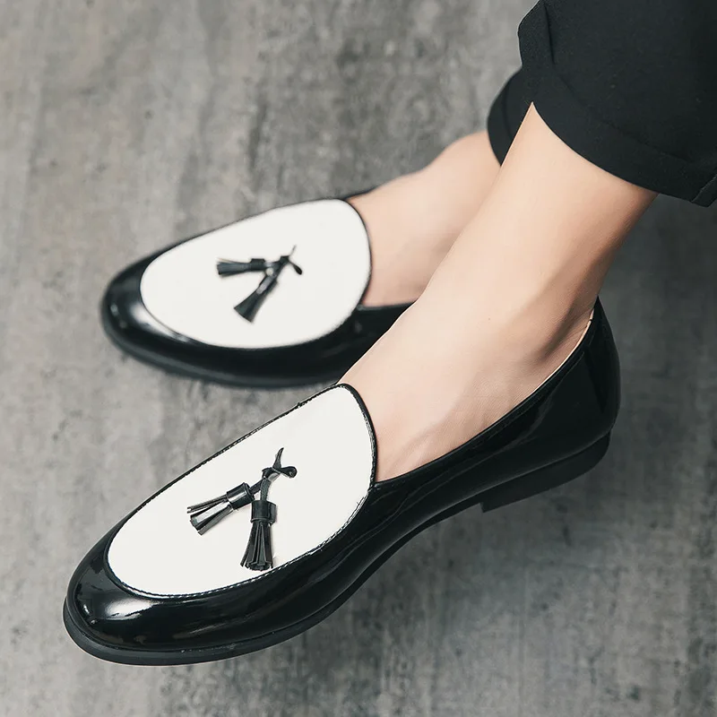 Men Loafers Black and white matching Business Mens Dress Shoes Pu Tassels Spring Autumn Slip-On Round Toe Handmade Shoe for Men