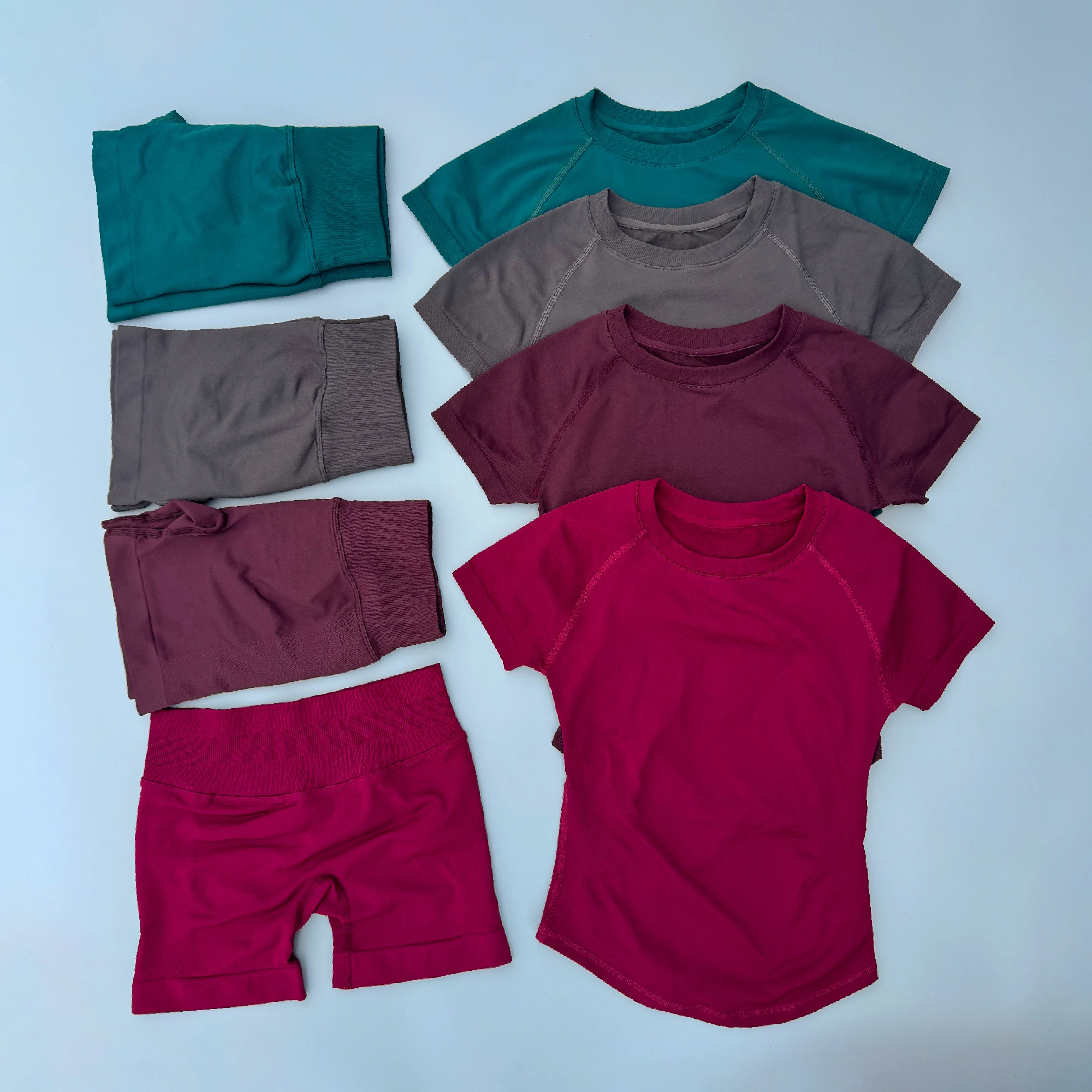 Conjunto de Yoga sin Costuras de 2 Piezas para Mujer, Top Corto de Manga Corta, Pantalones Cortos Deportivos, Ropa Deportiva para Gimnasio, Fitness, Atletismo, Running, AURA SHARK