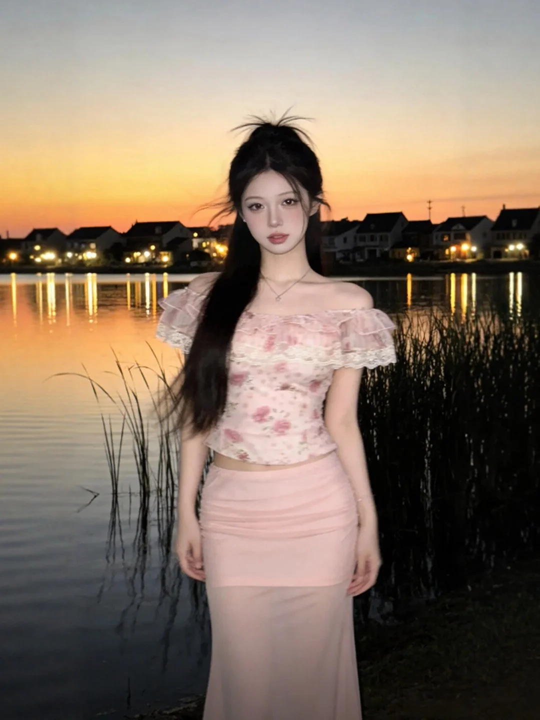 

Retro Unique Beautiful One Shoulder Top Half Skirt Two Piece Set Anti Aging Whole Ootd Summer 2026 Fashion Women's Set
