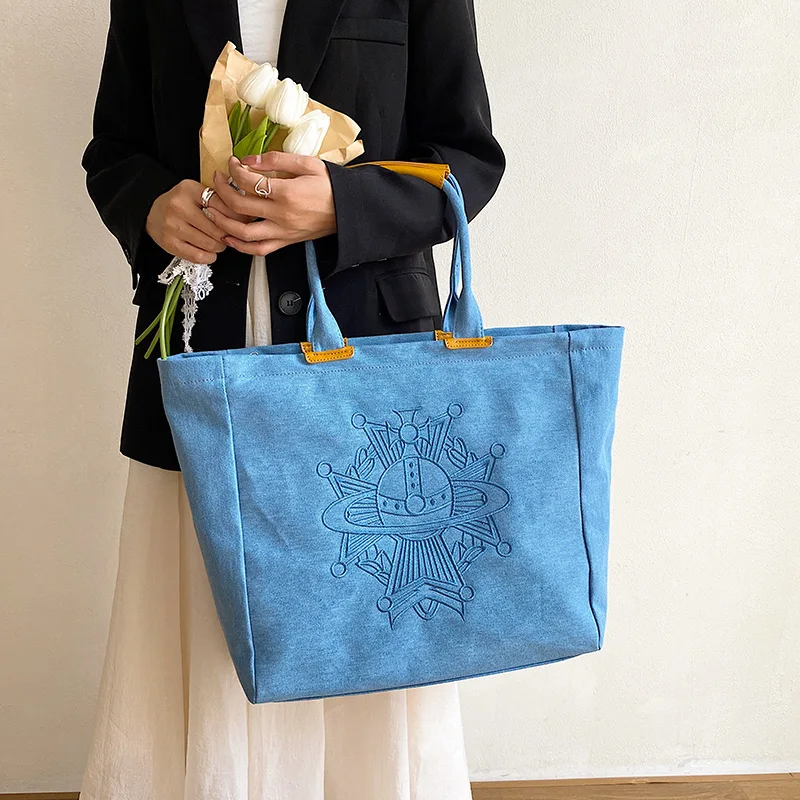 Blue denim bag bag women's Saturn three-dimensional embroidery casual tote bag large capacity commuter