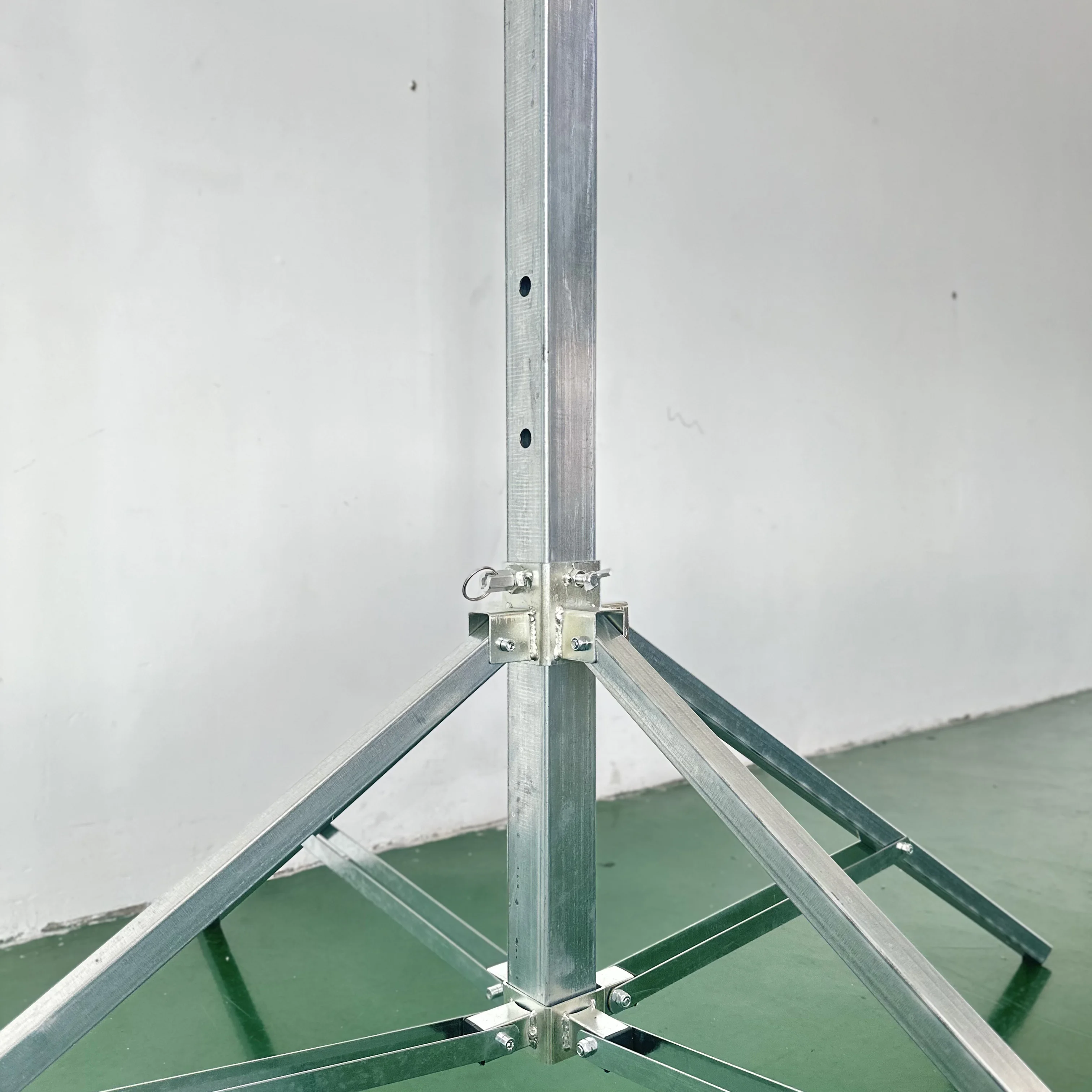 Statif Lampu DJ Aluminium untuk Panggung dan Display