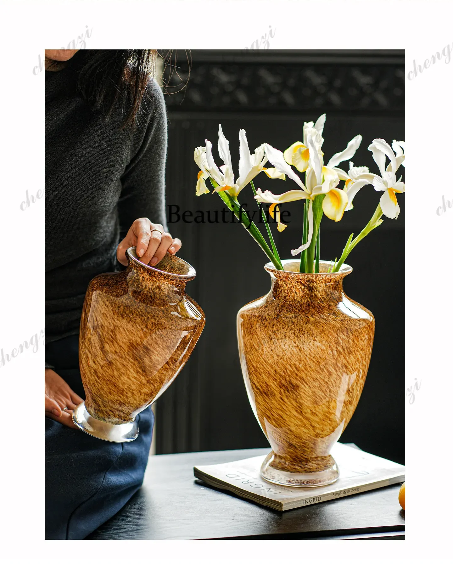H178Retro, premium, good-looking glazed vase flower arrangement device