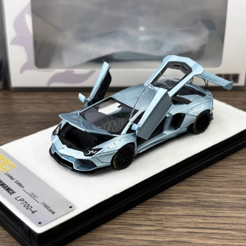 

PGM 1:64 LBWK LP700-4 Ice Blue Color Diecast Fully-Opened Alloy Simulation Car Model Classics Adult Souvenir Gift Static Display