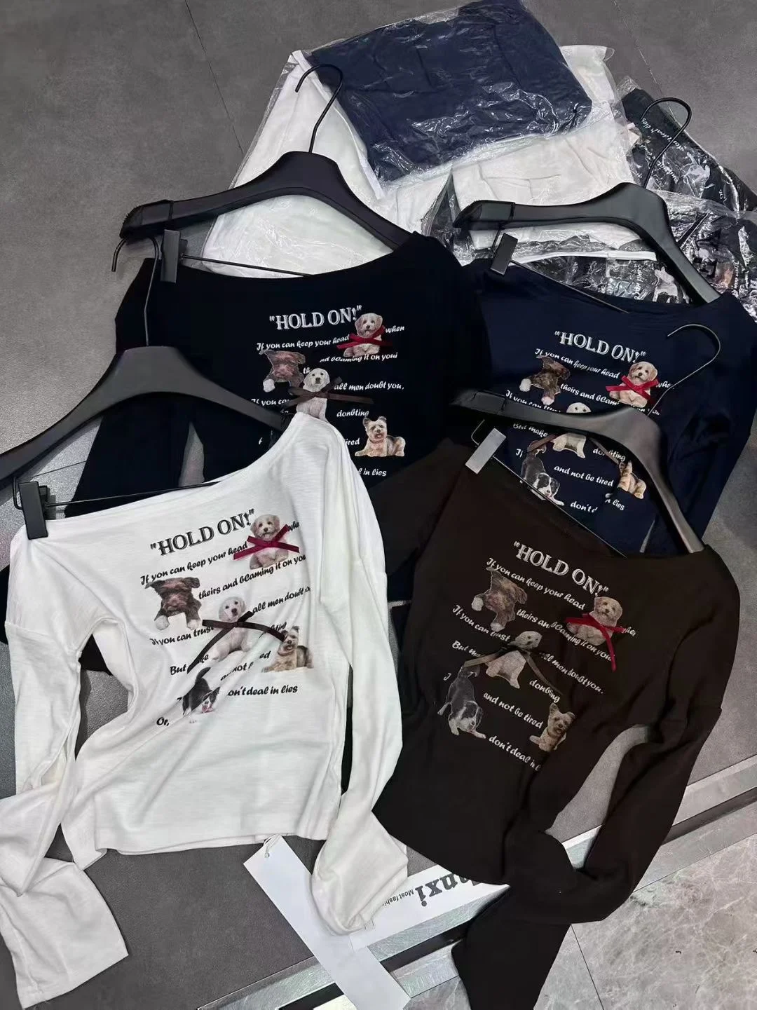 الكورية Sle طويلة Sve الكتف عارية تي شيرت المرأة أعلى عقدة طباعة غير المتكافئة طوق تنفس القطن Crewne #3