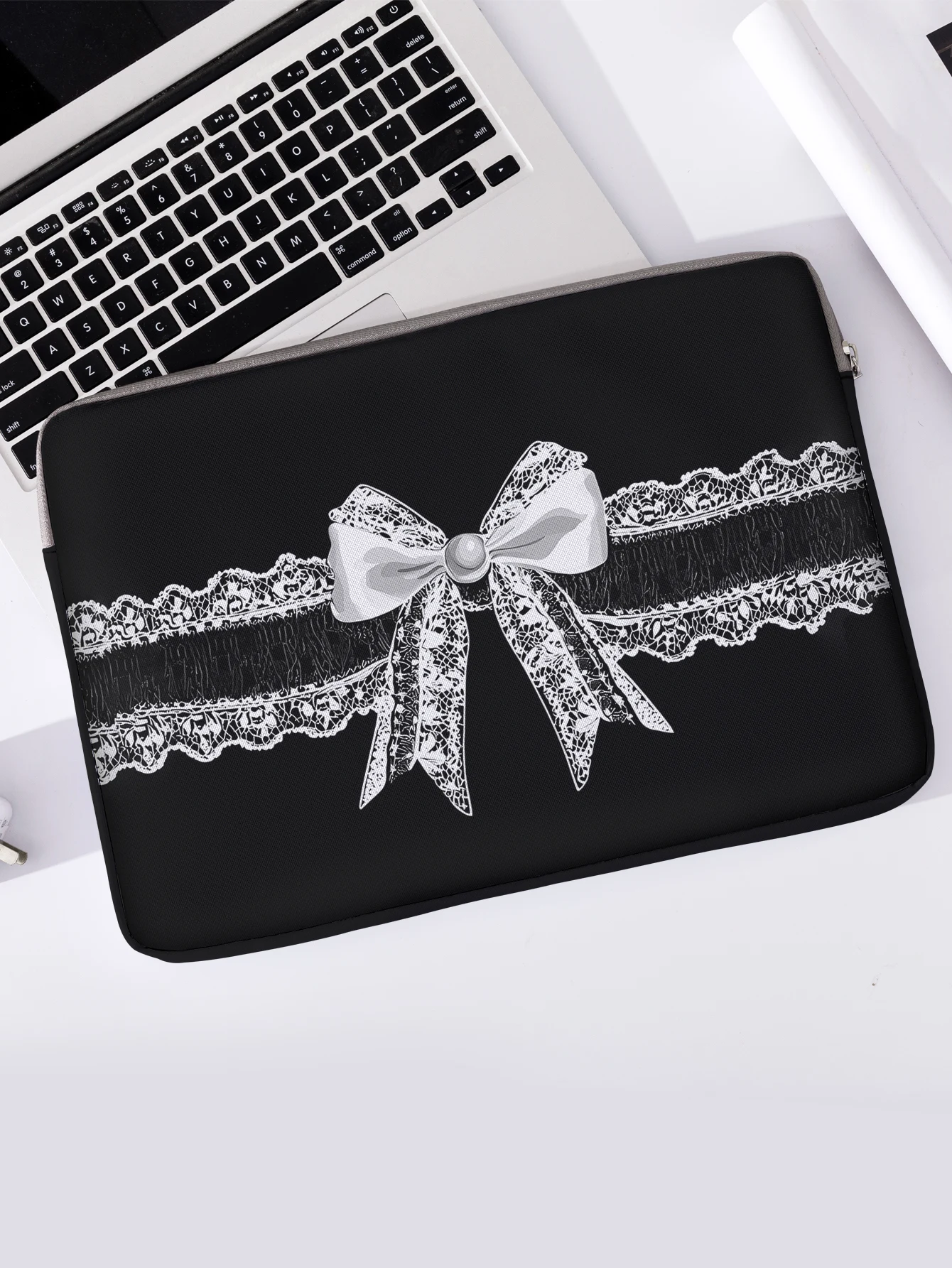 

One Set, Two Styles, Colorful Lace Bow Printed Laptop Sleeve, Briefcase, Suitable for 14-inch Laptops