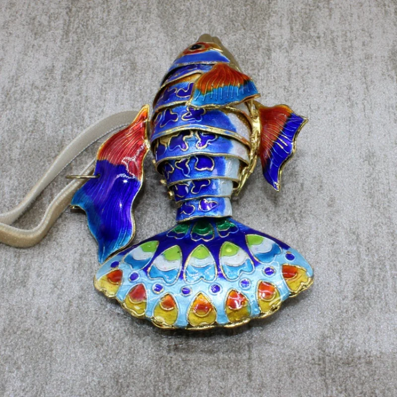 

Beijing Cloisonne Ethnic Style Commemorative Gift Stamping High Temperature Enamel (Silver Blue) Dovetail Fish Pendant