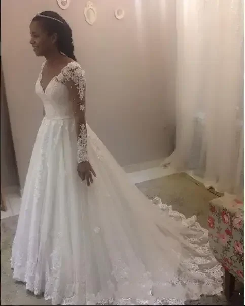 Suknie ślubne plus size z koronki, fason A, długi rękaw, afrykański tren dworski, białe koronkowe suknie ślubne na zamówienie