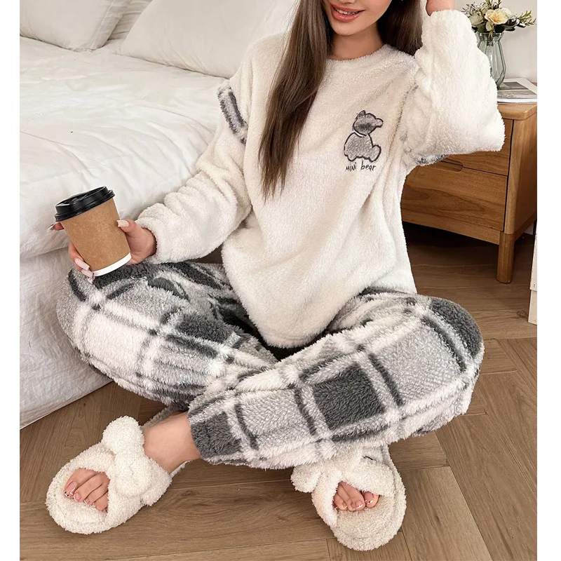 

Flannel Pajamas Suit Winter Sleepwear Women 2Pcs Pijama Mujer Warm Home Clothes Cute Bear Plaid Pants Loungewear Nightwear