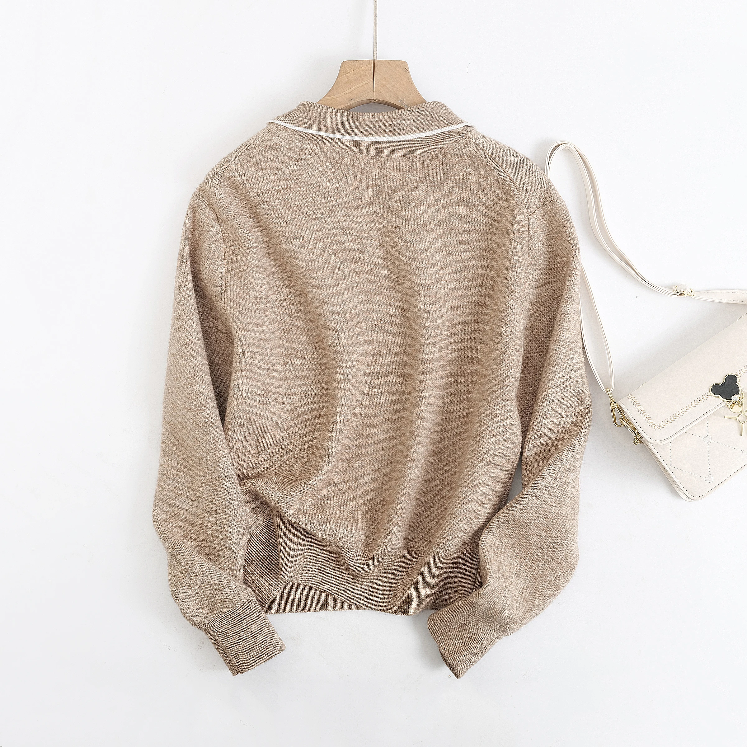 Ethereal MD 2025 massidutti autunno nuovo stile di maglione lavorato a maglia con collo a polo da pendolarismo in misto lana moda casual da donna